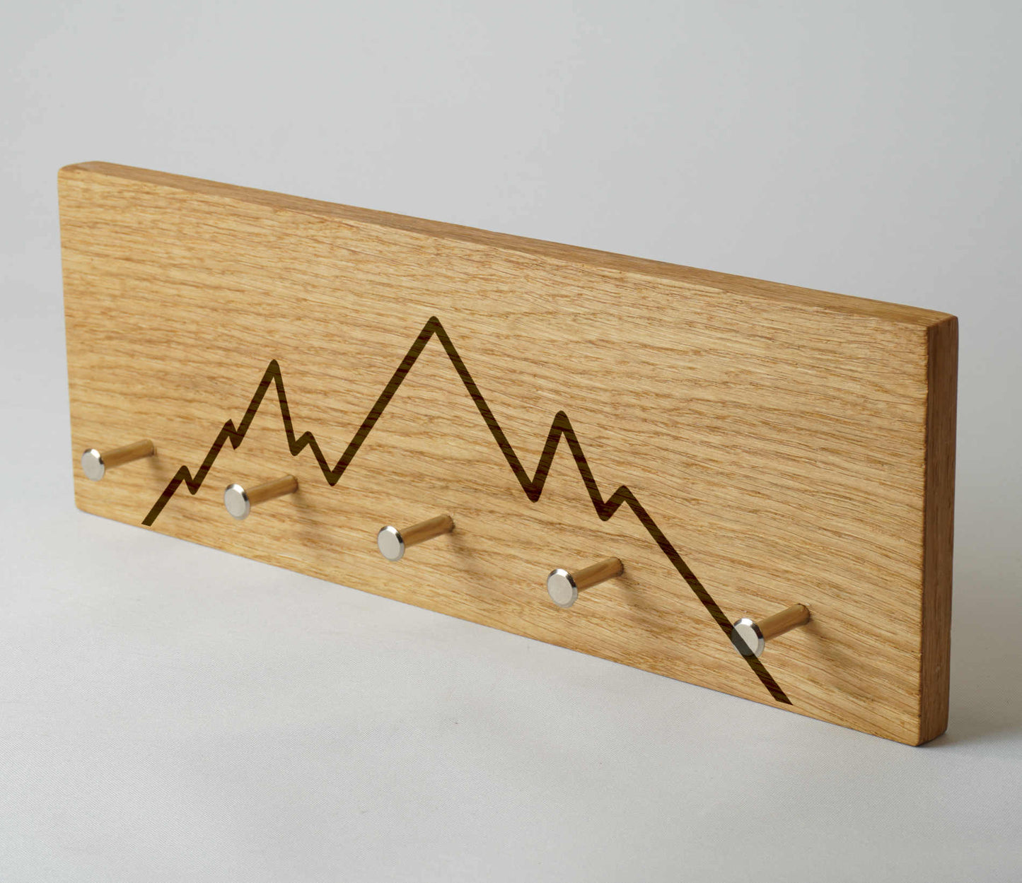 Schlüsselbrett Eichenholz mit Bergmotiv