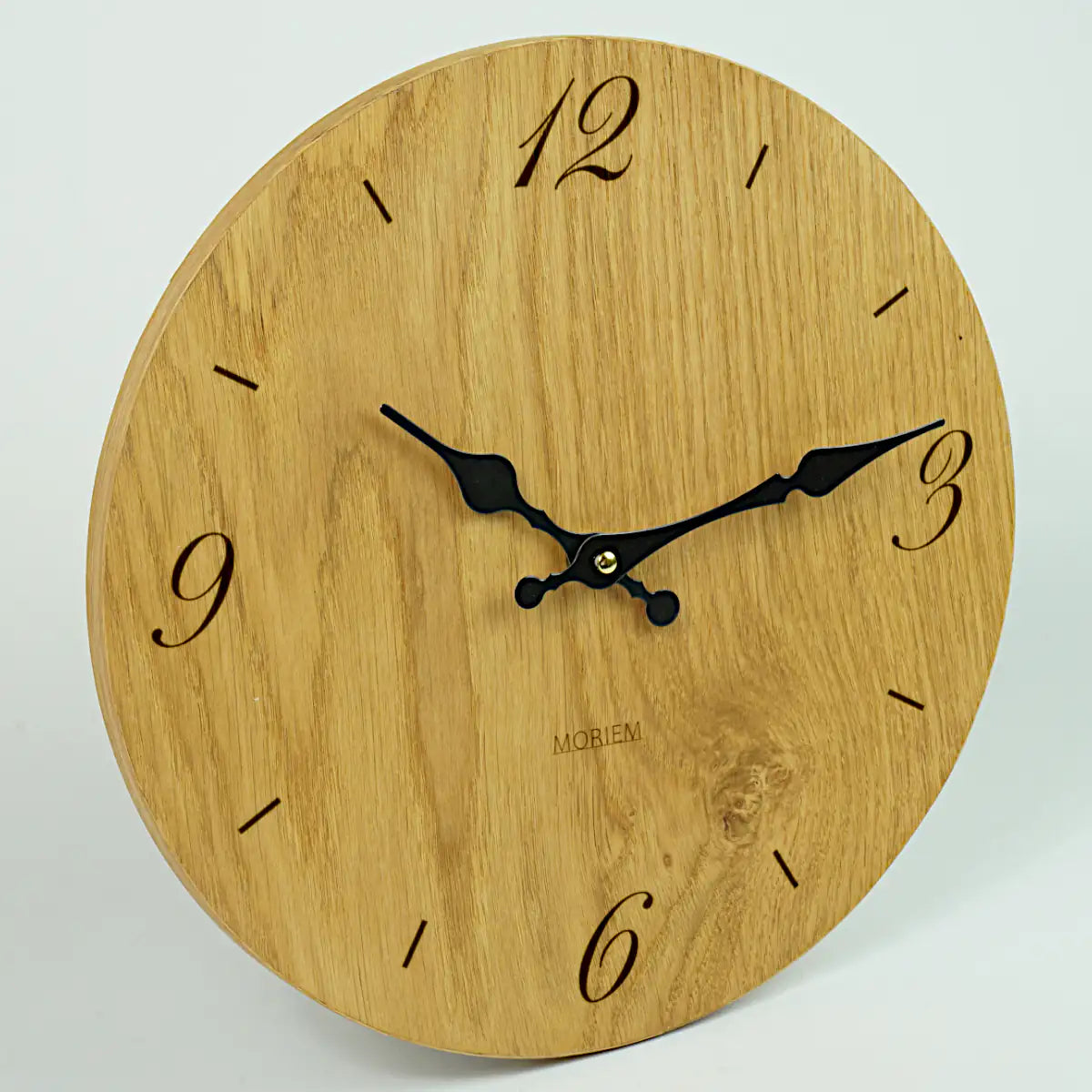 Holzwanduhr - Eiche rustikal 30 cm