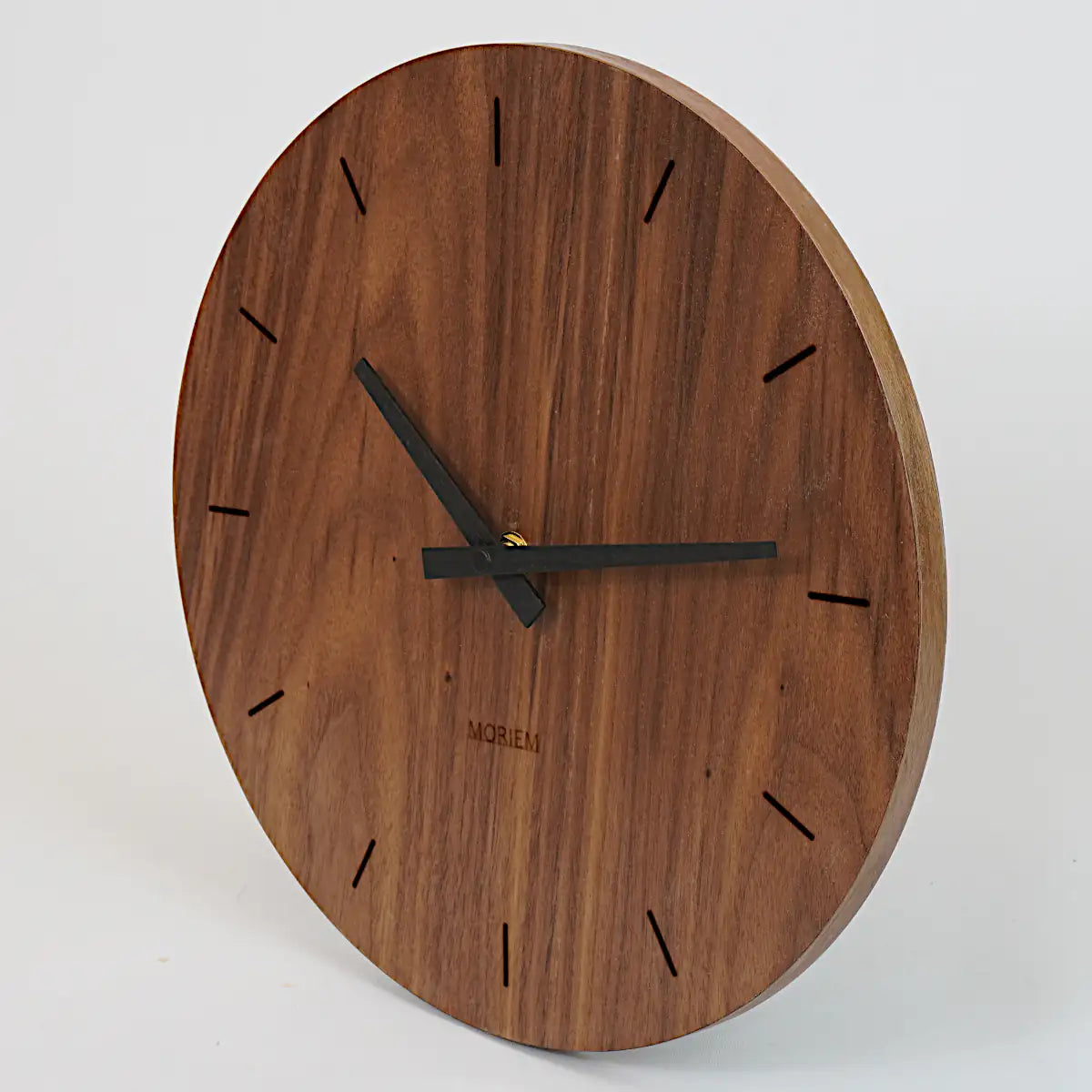 Küchen Wanduhr modern 30 cm  Nussbaum