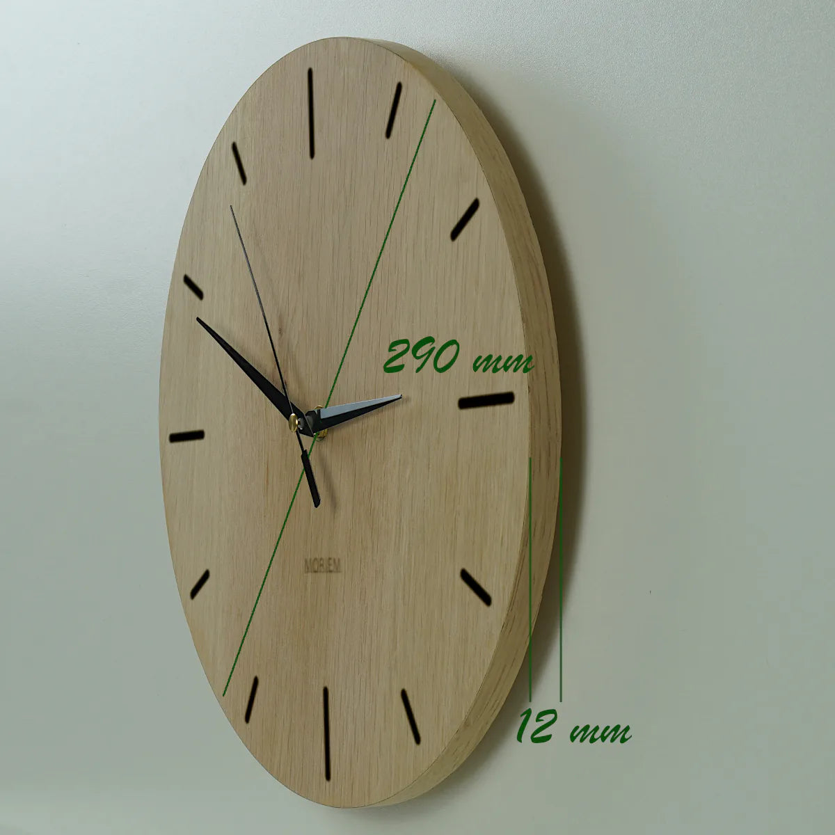 Wanduhr Eiche rustikal - 30 cm Wohnzimmeruhr - Küchenuhr aus Holz