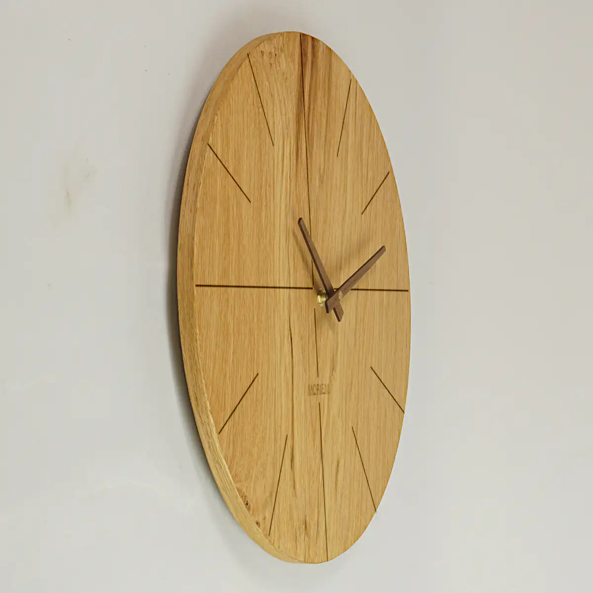 Wanduhr Eiche modern - 40 cm groß