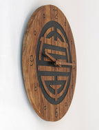 Chinesische Wanduhr mit Shou Longevity Symbol, Wohnzimmeruhr aus Holz, modern rustikal
