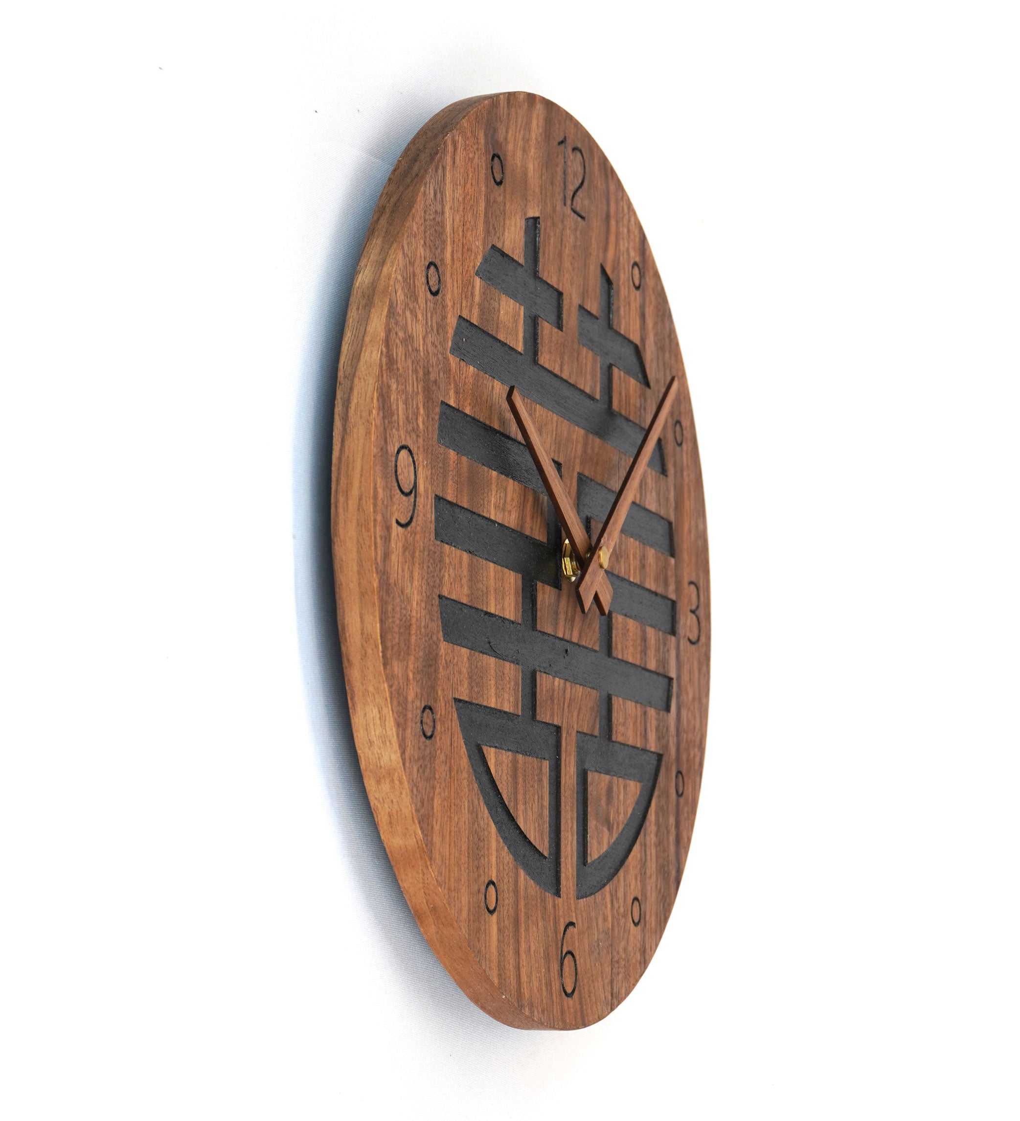 Wanduhr aus Holz ausgefallenes design Fengh Shui Symbol " Xi Good Luck" klein 30cm