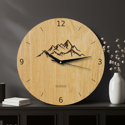 Wanduhr Berg - Wohnzimmeruhr modernes Design- eingebranntes Bergmotiv - 30 cm/40 cm groß