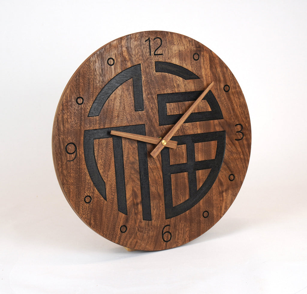 Wanduhr aus Holz ausgefallenes design Fengh Shui Symbol "Happiness" klein 30cm