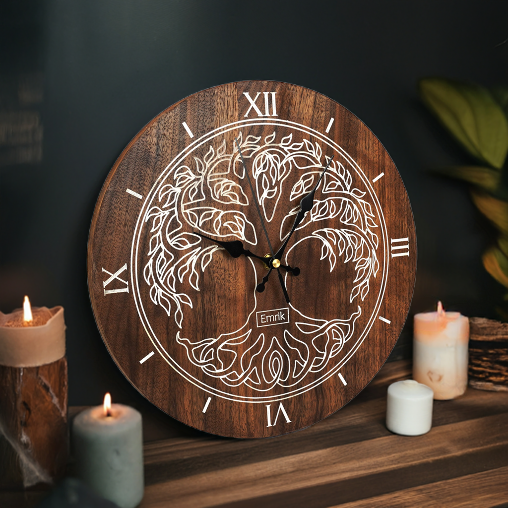 Wanduhr aus Holz Vintage Nussbaum  " keltischer Baum des Lebens in Weiß "