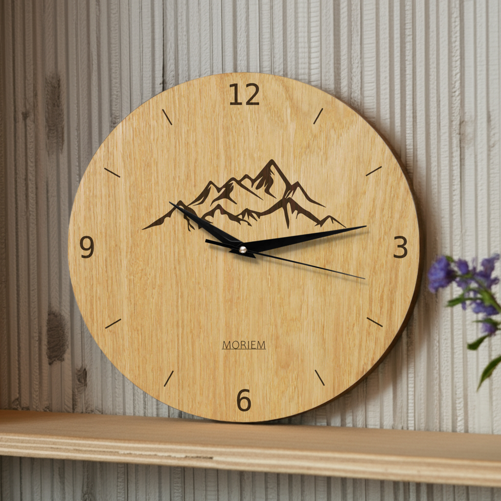 Wanduhr Berg - Wohnzimmeruhr modernes Design- eingebranntes Bergmotiv - 30 cm/40 cm groß